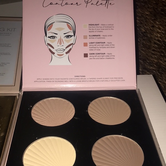 Makeup bundle - Picture 3 of 5